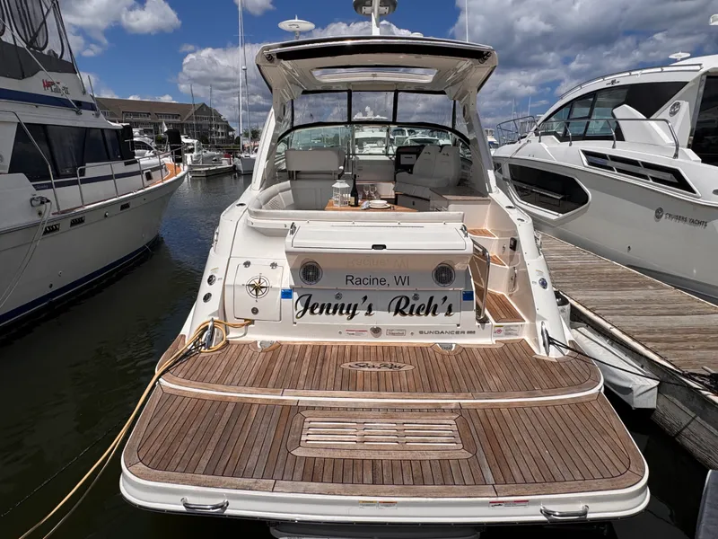 Slide: The Image of Sea Ray 350 SUNDANCER 2018 - 6