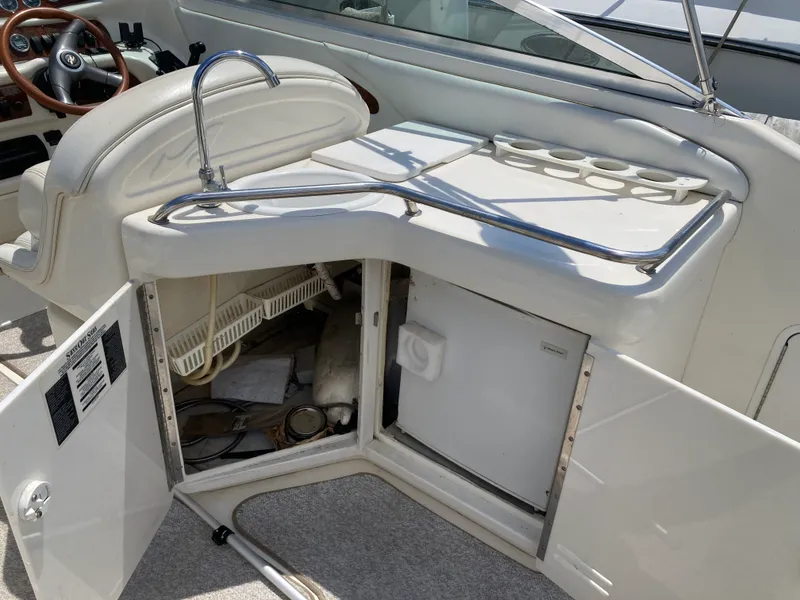 Slide: The Image of Sea Ray 280 SUN SPORT 1997 - 16