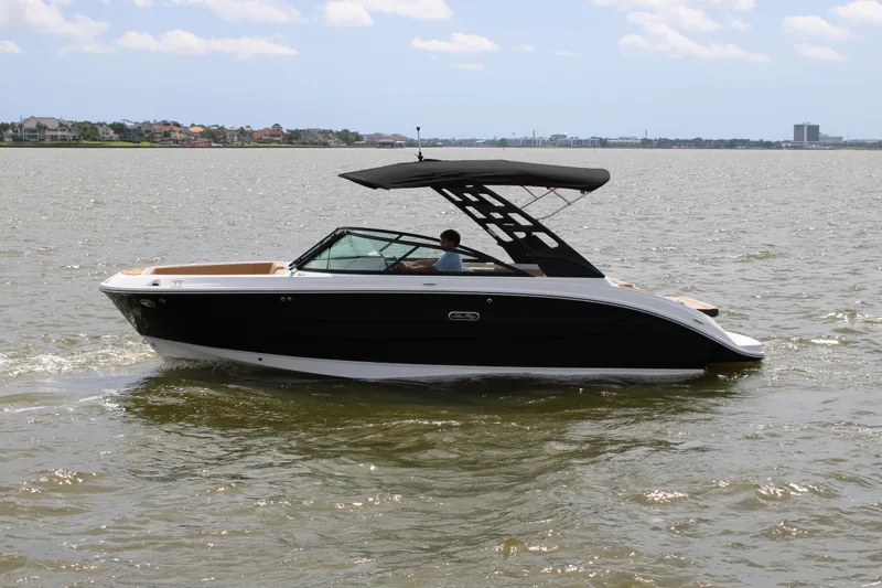 Slide: The Image of Sea Ray SDX 250 Surf 2026 - 8