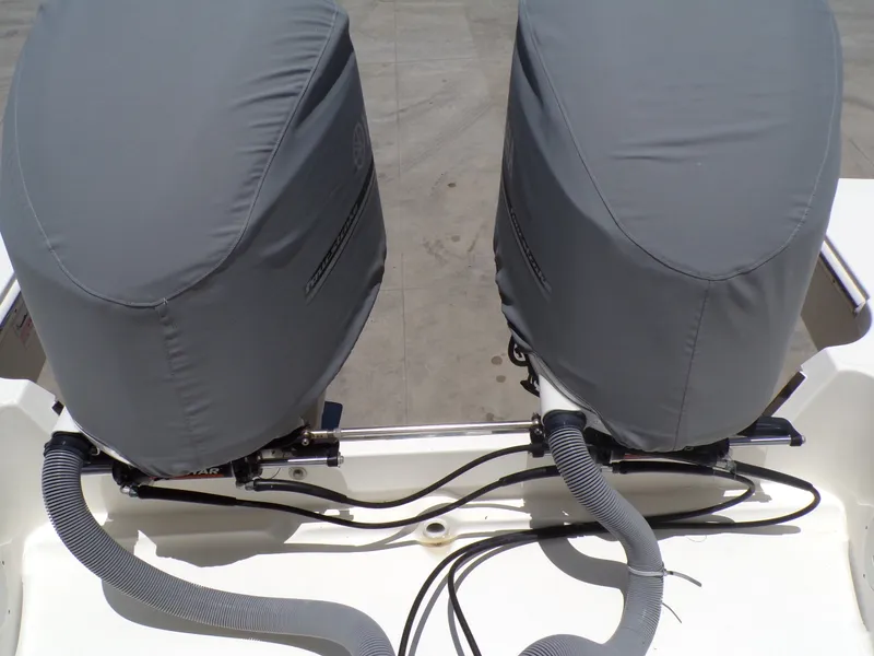 Slide: The Image of Pursuit 328 SPORT 2021 - 34