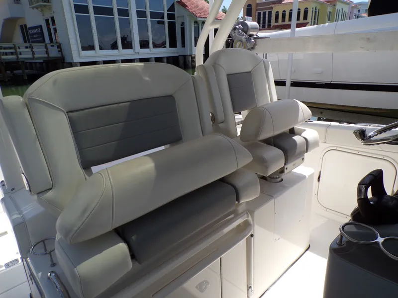 Slide: The Image of Pursuit 328 SPORT 2021 - 15