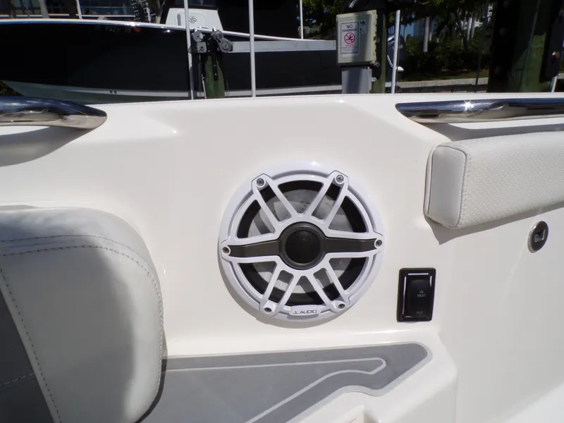 Slide: The Image of Pursuit 328 SPORT 2021 - 58