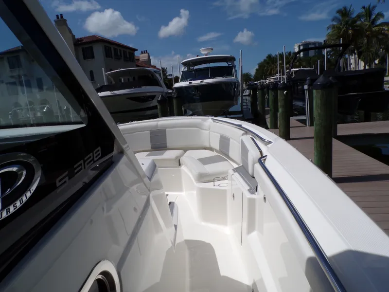 Slide: The Image of Pursuit 328 SPORT 2021 - 24