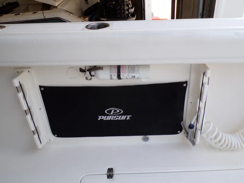 Slide: The Image of Pursuit 328 SPORT 2021 - 19