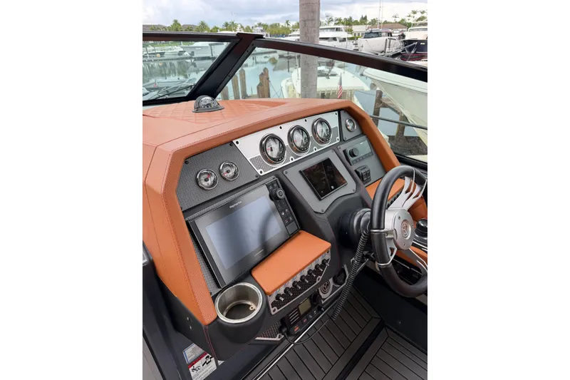Slide: The Image of Cruisers 338 Outboard 2020 - 21