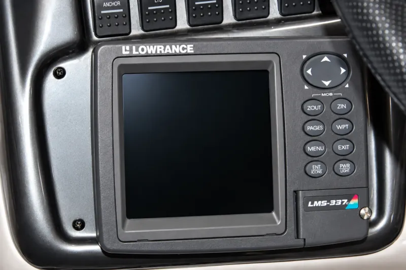 Slide: The Image of Monterey 250 Cruiser 2005 - 18