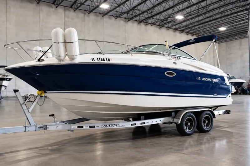 Slide: The Image of Monterey 250 Cruiser 2005 - 1