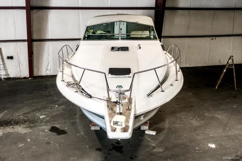 Slide: The Image of Chris-Craft 34 Amerosport 1987 - 2