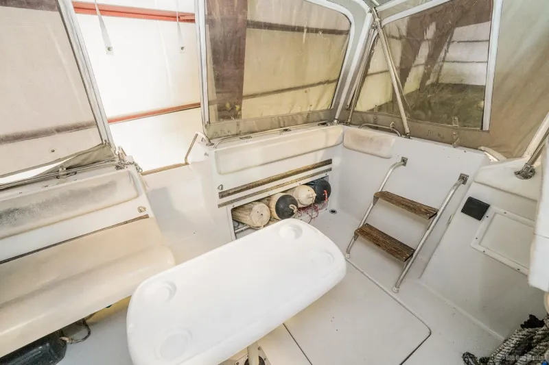 Slide: The Image of Chris-Craft 34 Amerosport 1987 - 22