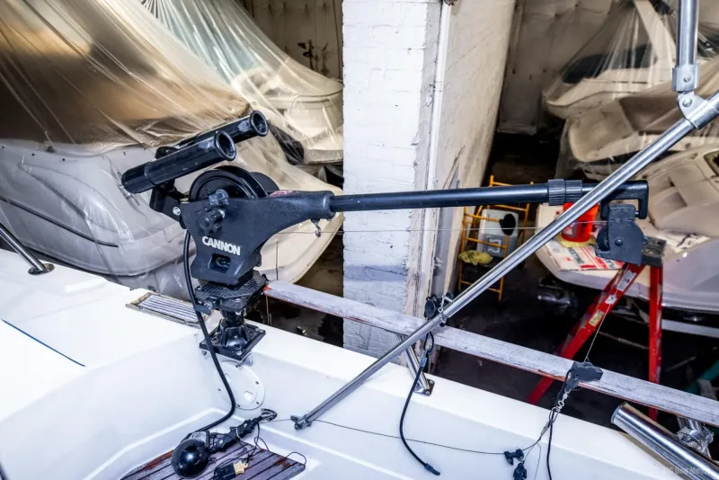 Slide: The Image of Chris-Craft 336 Mid Cabin 1985 - 32