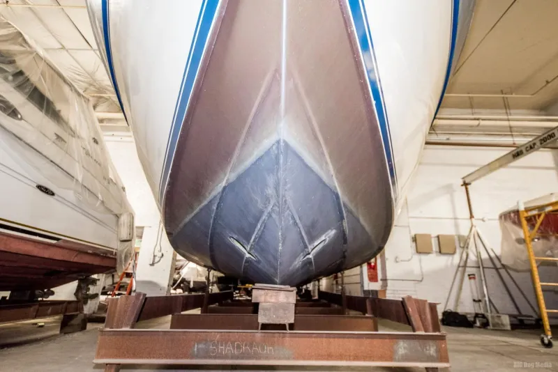 Slide: The Image of Chris-Craft 336 Mid Cabin 1985 - 14