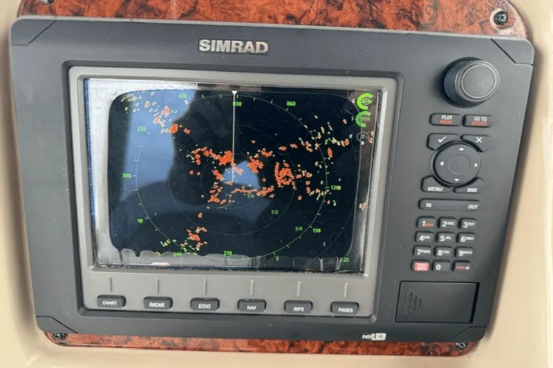 Slide: The Image of Sea Ray 340 Sundancer 2006 - 12