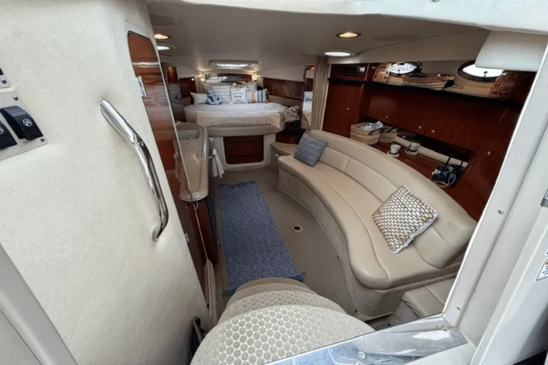 Slide: The Image of Sea Ray 340 Sundancer 2006 - 17