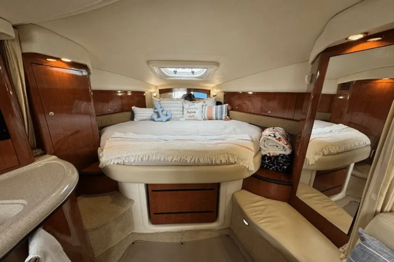 Slide: The Image of Sea Ray 340 Sundancer 2006 - 19