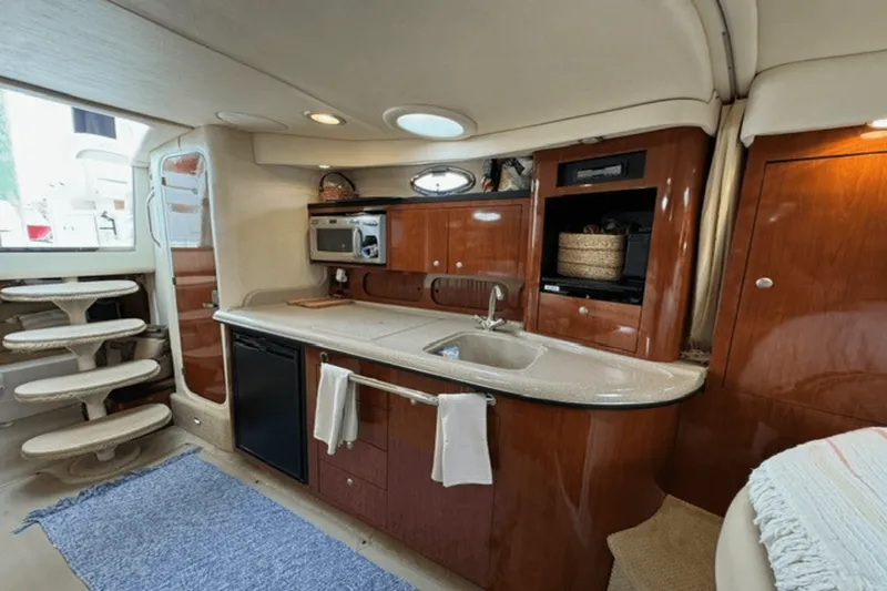 Slide: The Image of Sea Ray 340 Sundancer 2006 - 20
