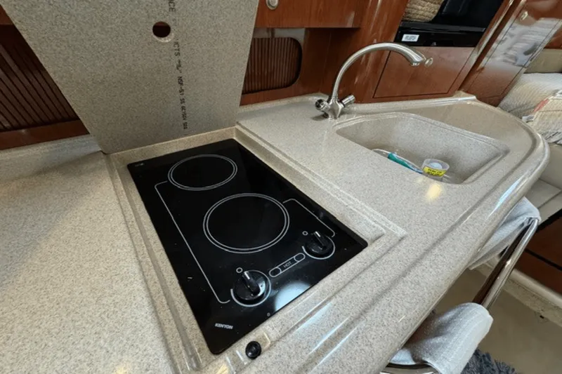 Slide: The Image of Sea Ray 340 Sundancer 2006 - 22