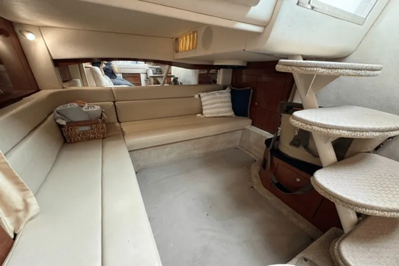 Slide: The Image of Sea Ray 340 Sundancer 2006 - 23