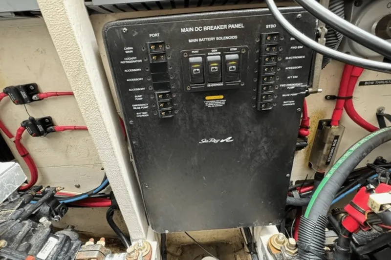 Slide: The Image of Sea Ray 340 Sundancer 2006 - 33