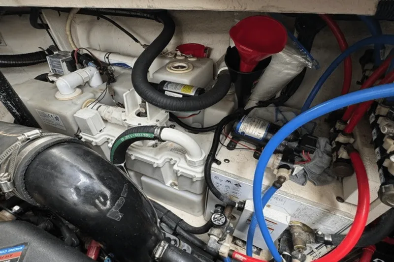 Slide: The Image of Sea Ray 340 Sundancer 2006 - 34