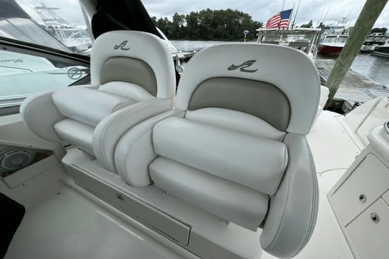 Slide: The Image of Sea Ray 340 Sundancer 2006 - 5