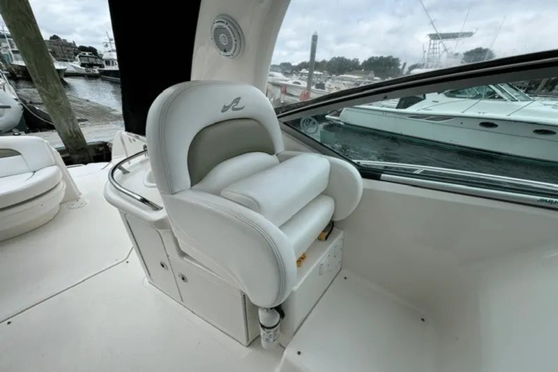 Slide: The Image of Sea Ray 340 Sundancer 2006 - 6
