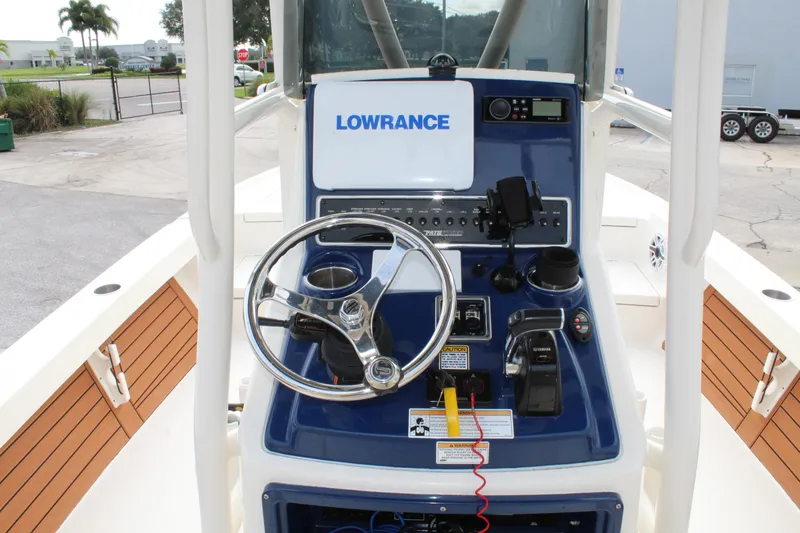 Slide: The Image of 2017 Pathfinder 2500 Hybrid boat console with Lowrance navigation system. - 44