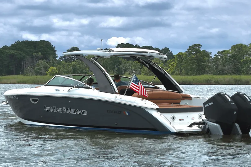 Slide: The Image of Cobalt 30SC Outboard 2023 - 3