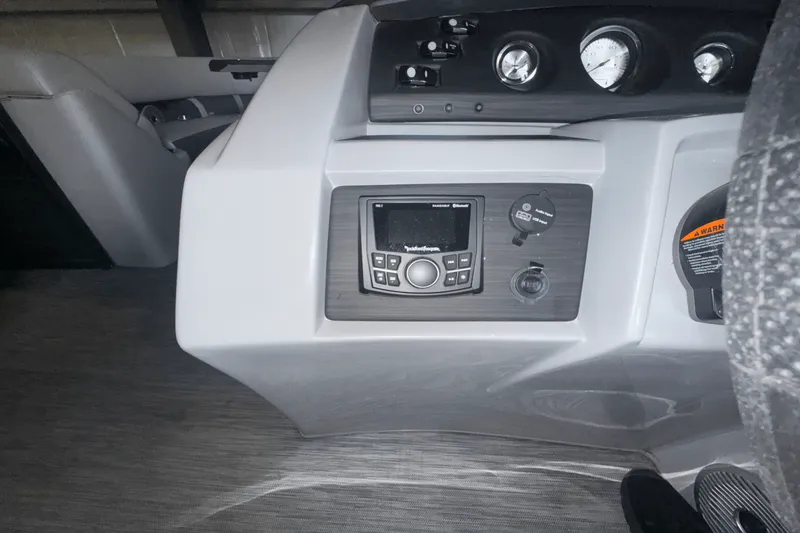 Slide: The Image of Bennington 21 LSB 2022 - 10