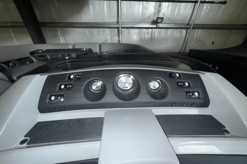 Slide: The Image of Bennington 21 LSB 2022 - 11