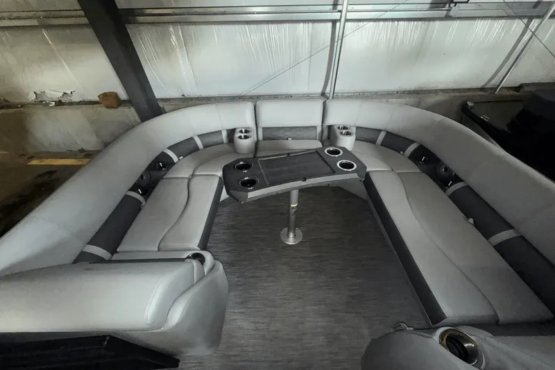 Slide: The Image of Bennington 21 LSB 2022 - 5