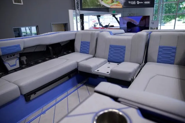 Slide: The Image of Malibu 26 LSV 2026 - 30