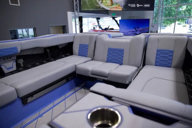 Slide: The Image of Malibu 26 LSV 2026 - 29