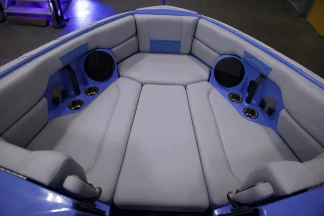 Slide: The Image of Malibu 26 LSV 2026 - 20