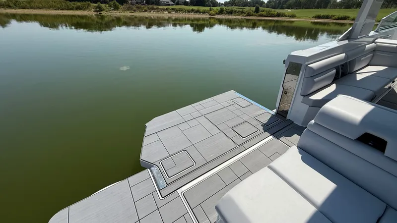 Slide: The Image of Aviara AV40 2024 - 14