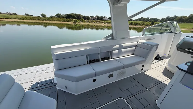 Slide: The Image of Aviara AV40 2024 - 34