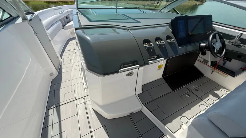 Slide: The Image of Aviara AV40 2024 - 51