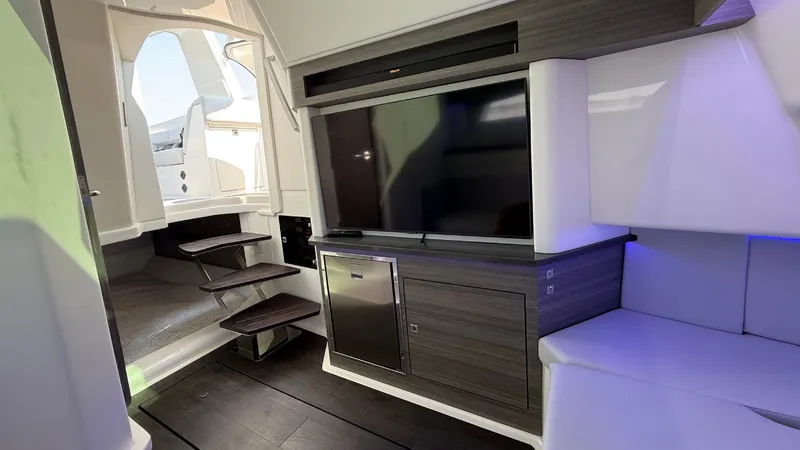 Slide: The Image of Aviara AV40 2024 - 58