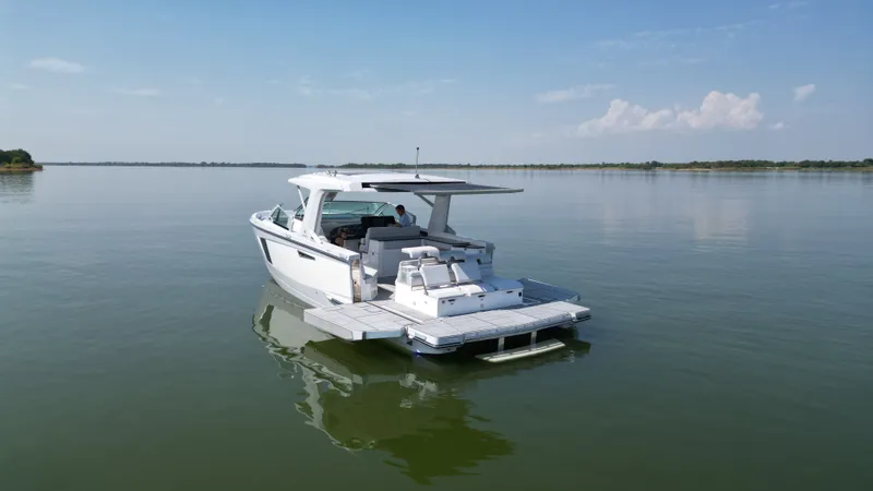 Slide: The Image of Aviara AV40 2024 - 6