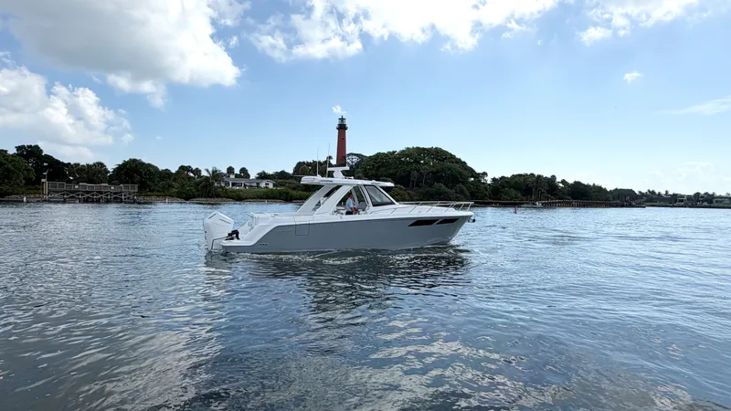 The Image of Intrepid 35 VALOR 2026 - 0