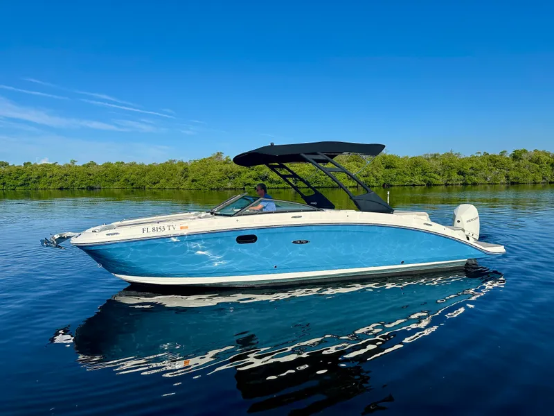 Slide: The Image of Sea Ray 270 SD OB 2024 - 6