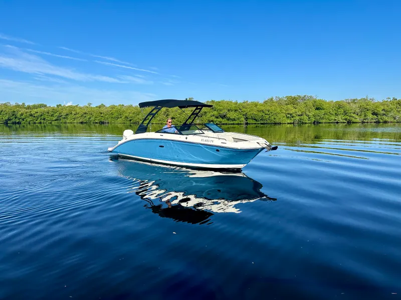 Slide: The Image of Sea Ray 270 SD OB 2024 - 3