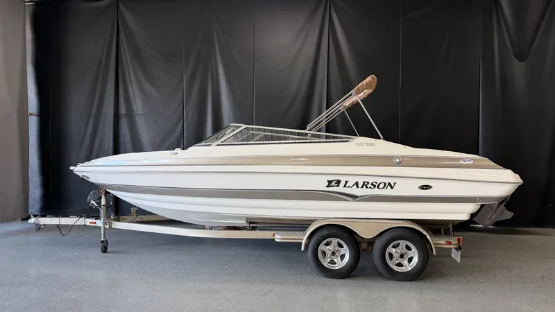 The Image of Larson LXI228 2006 - 0