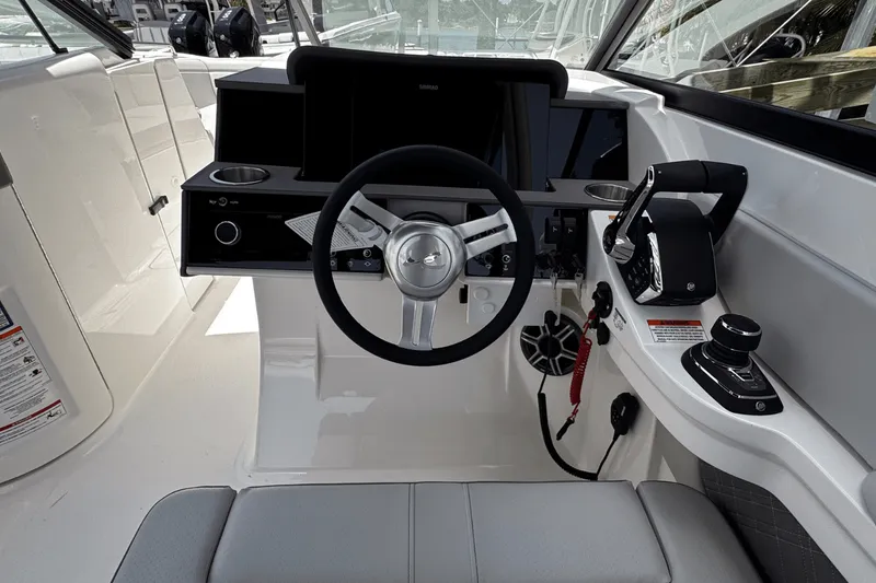 Slide: The Image of Sea Ray SDX 290 Outboard 2026 - 23