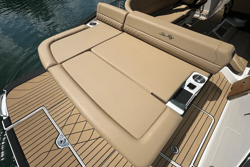 Slide: The Image of Sea Ray SLX 280 2026 - 25