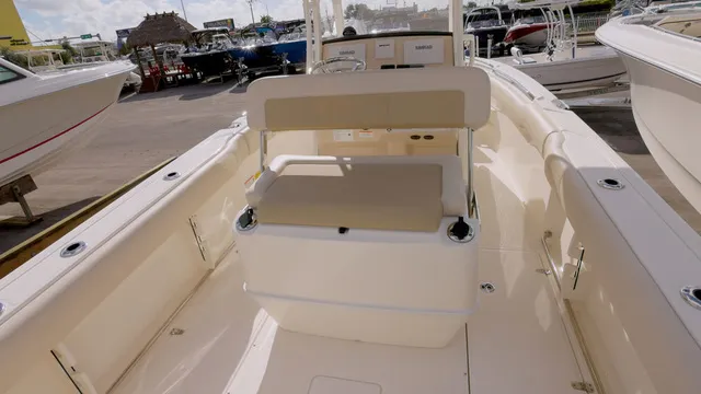 Slide: The Image of Boston Whaler 230 Outrage 2026 - 22