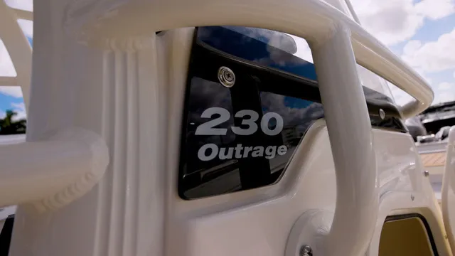 Slide: The Image of Boston Whaler 230 Outrage 2026 - 28