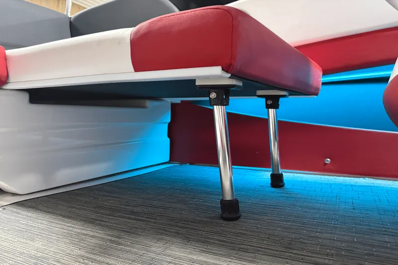 Slide: The Image of Glastron GTS 205 2019 - 33