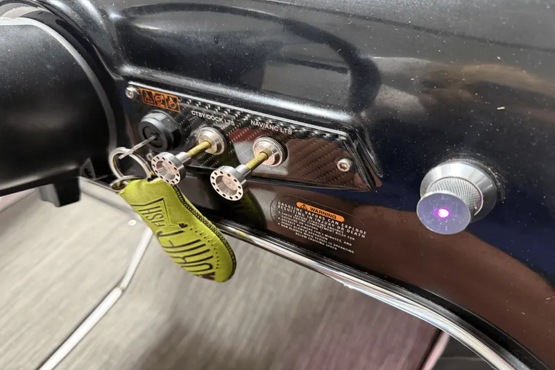 Slide: The Image of Glastron GTS 205 2019 - 46