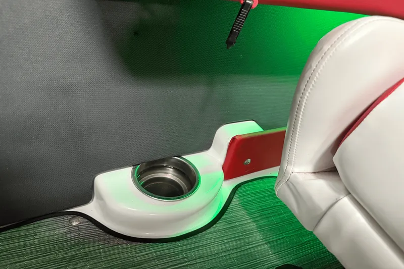 Slide: The Image of Glastron GTS 205 2019 - 49