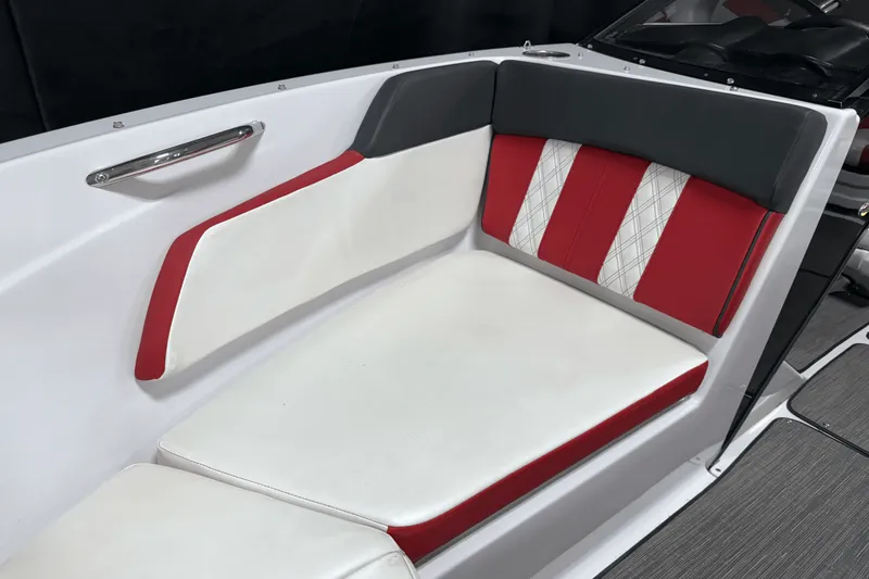 Slide: The Image of Glastron GTS 205 2019 - 62